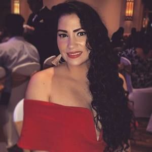 Meet your Posher, Angela